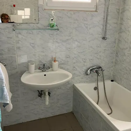 Bella 1&bella 2 * Povljana