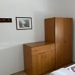 Bella 1 & Bella 2 Ferienhaus Povljana